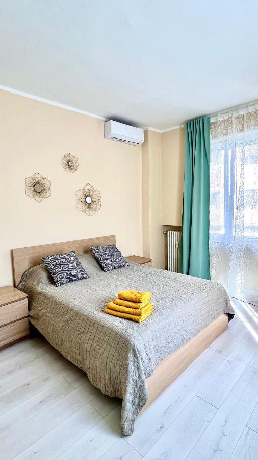 New Apartment, Near Metro Monte Grappa Τορίνο Εξωτερικό φωτογραφία