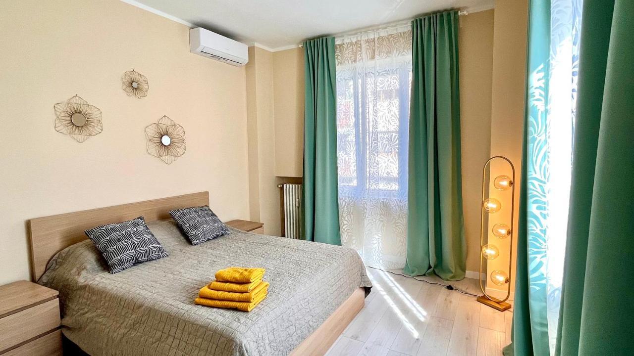 New Apartment, Near Metro Monte Grappa Τορίνο Εξωτερικό φωτογραφία