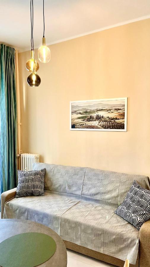 New Apartment, Near Metro Monte Grappa Τορίνο Εξωτερικό φωτογραφία
