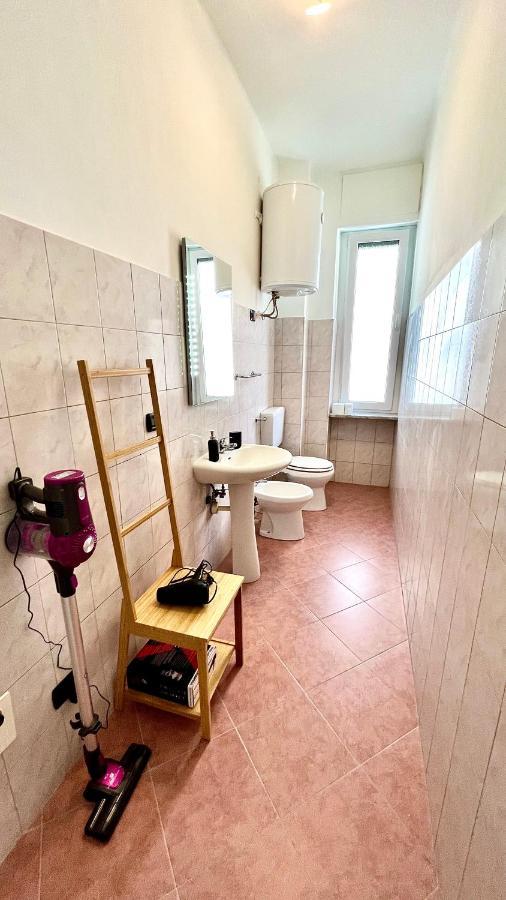 New Apartment, Near Metro Monte Grappa Τορίνο Εξωτερικό φωτογραφία